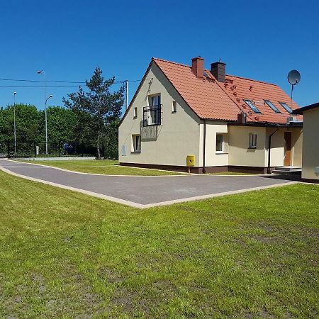Dom Wakacyjny Na Sielskiej Villa Olsztyn  Exteriör bild