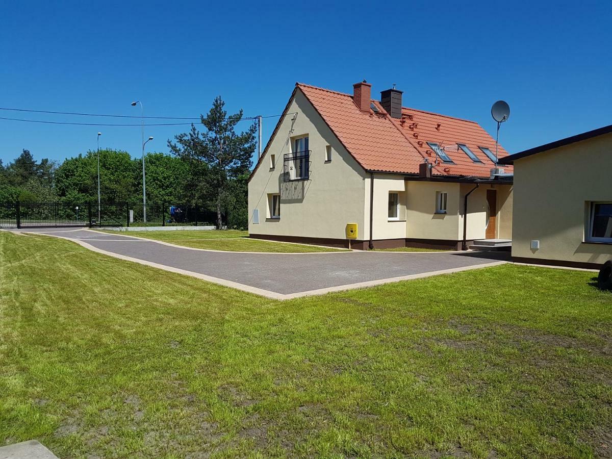 Dom Wakacyjny Na Sielskiej Villa Olsztyn  Exteriör bild