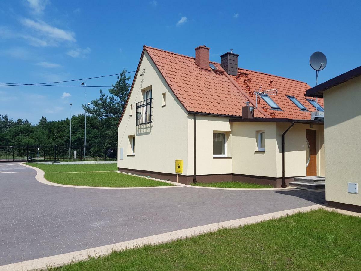 Dom Wakacyjny Na Sielskiej Villa Olsztyn  Exteriör bild
